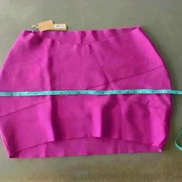 SKIMS NWT Lollipop Dipped Front Waist Pull On Knit Swim Mini Skirt Size 2X - Picture 10 of 11